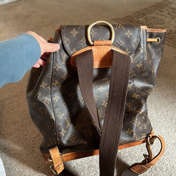REAL AUTHENTICATED LOUIS VUITTON BACKPACK MONTSOURIS GENTLE USED CONDITION - Picture 3 of 6